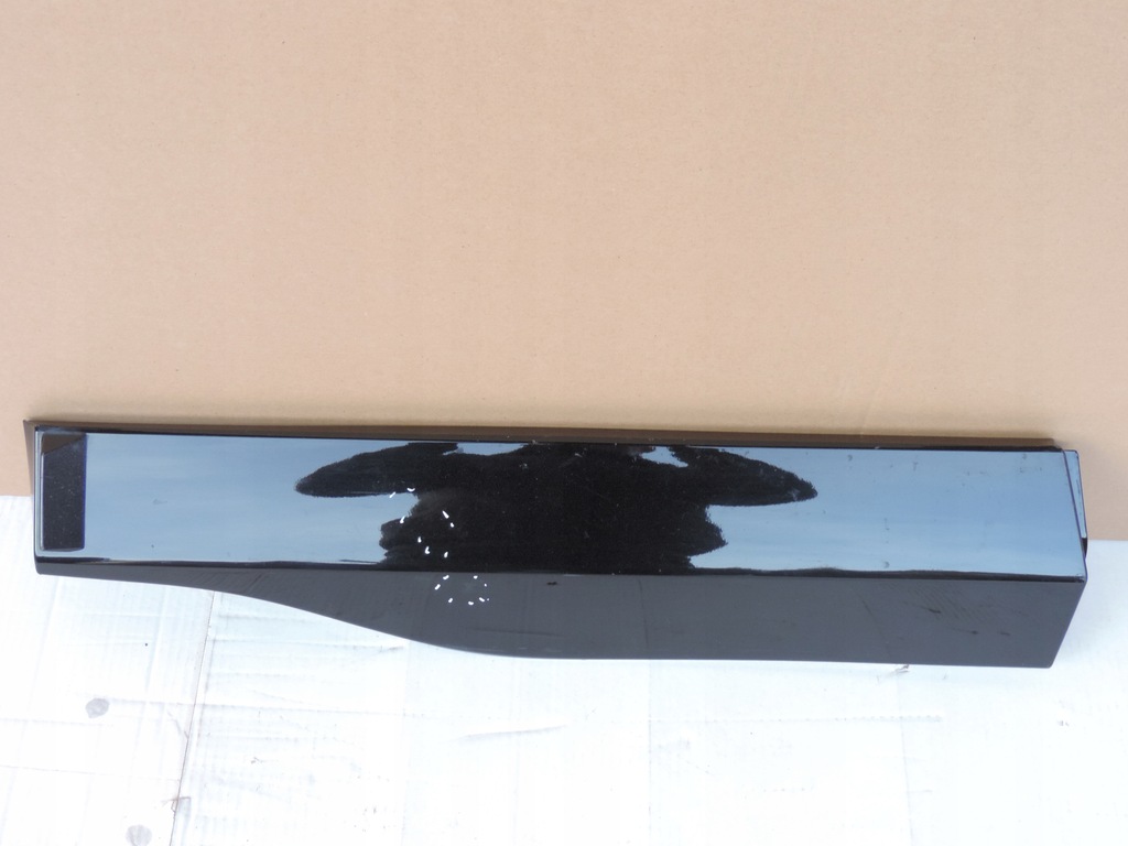 фото №1, Toyota rav4 v 5 2019 задняя левая молдинг дверь