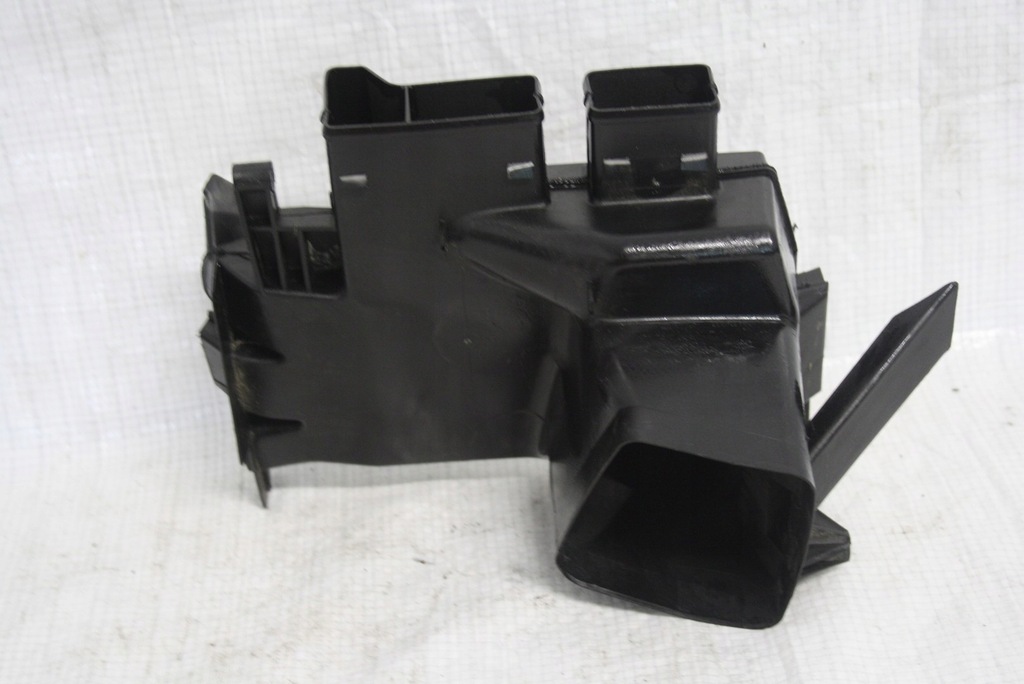 фото №8, Канал впуска воздуха vw passat 3b1819151b