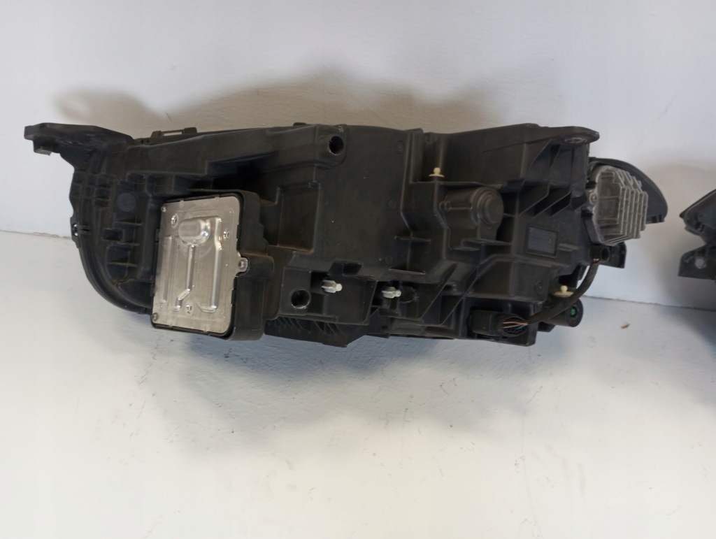 Фара ліхтарі  full led volvo xc90 xc 90 рестайлінг  32338960 32338961 Ціна