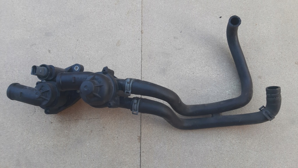 фото №1, Корпус термостата a3 8p leon altea golf vi 1.4tsi