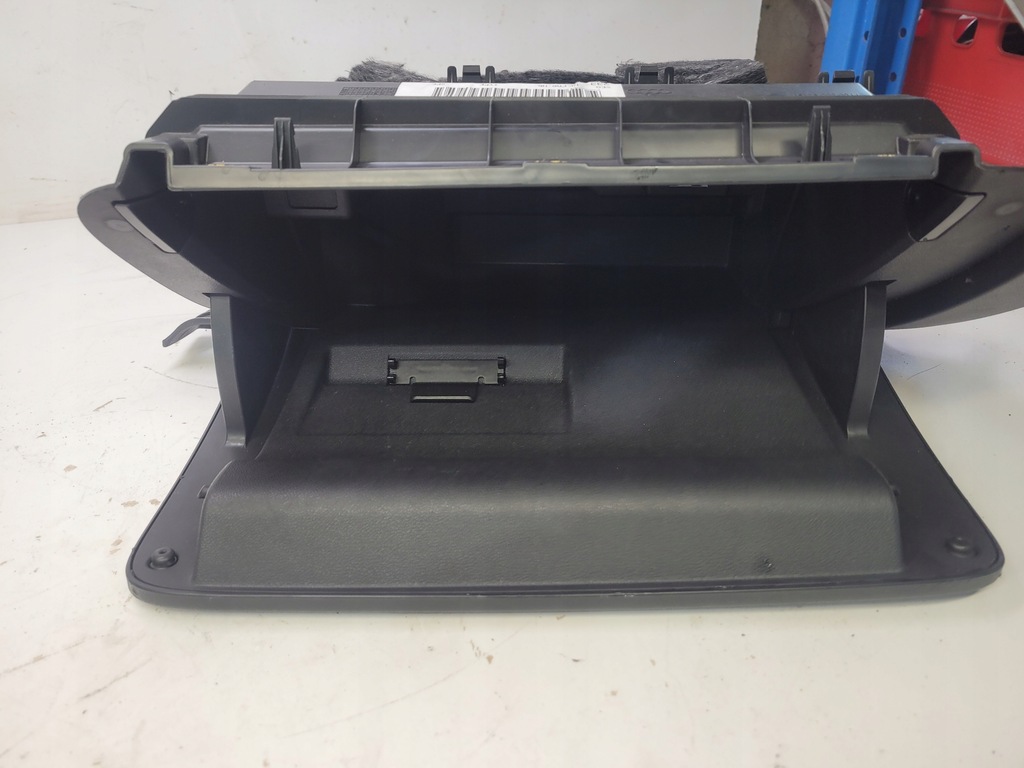 фото №6, Бардачок пасажира audi a1 8x lift 8x1857035b 4pk