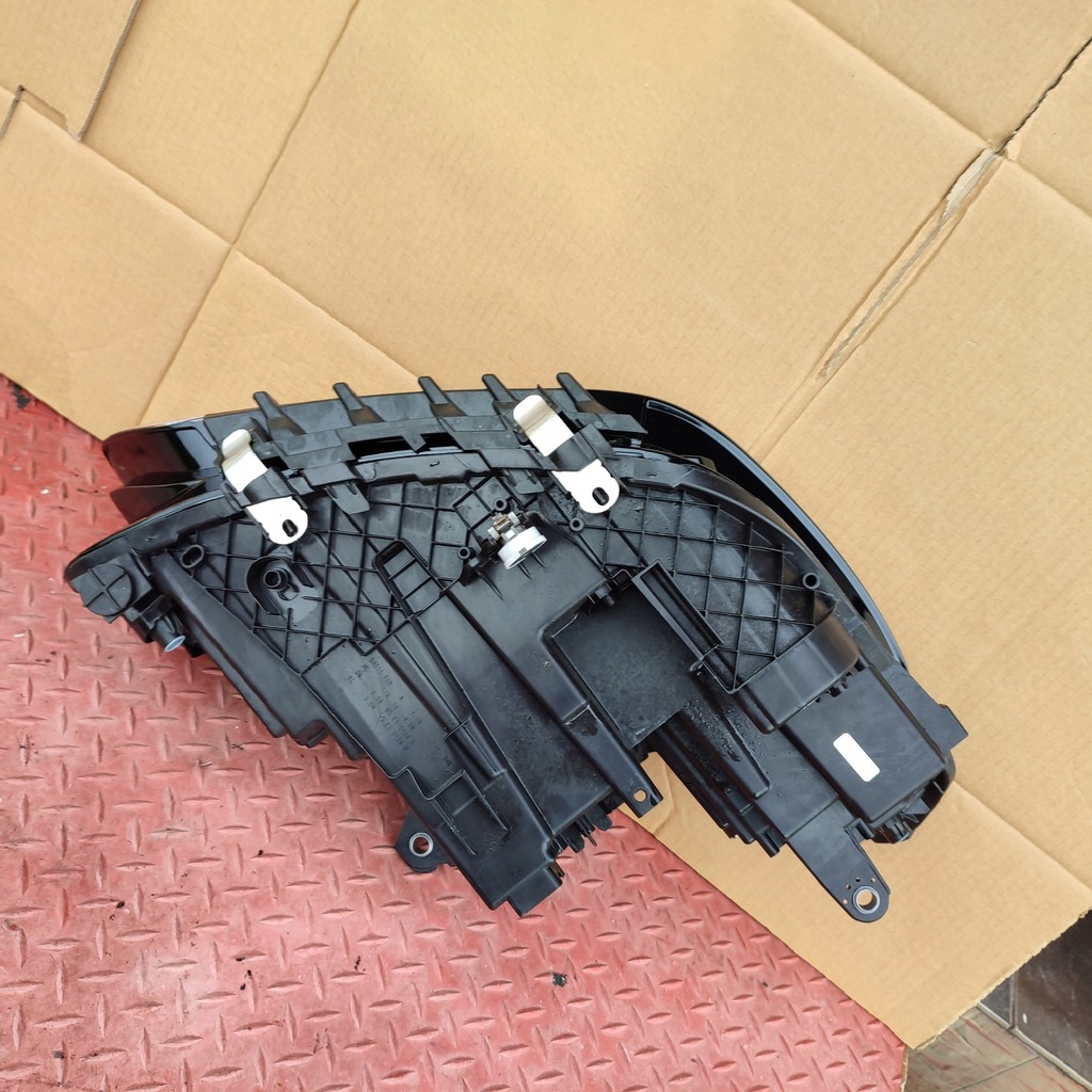 фото №11, Bmw u11 x1 full led ładna europa лампа ліва