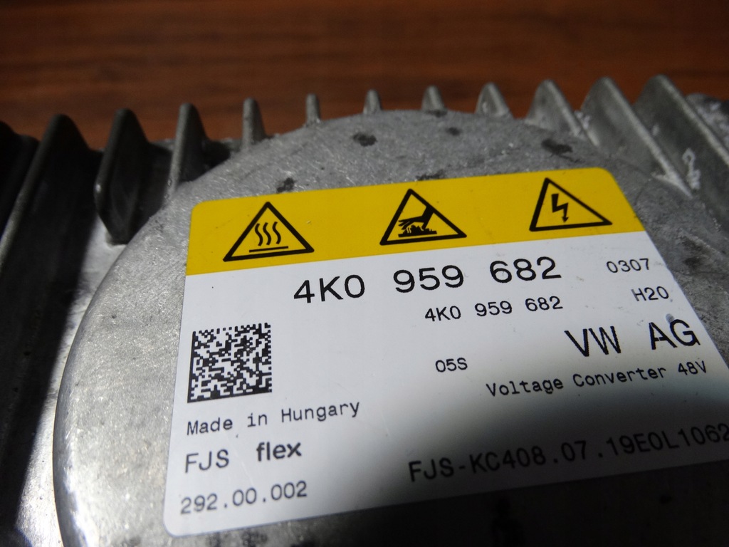 фото №2, Idealny модуль перетворювач напруги audi porsche 1