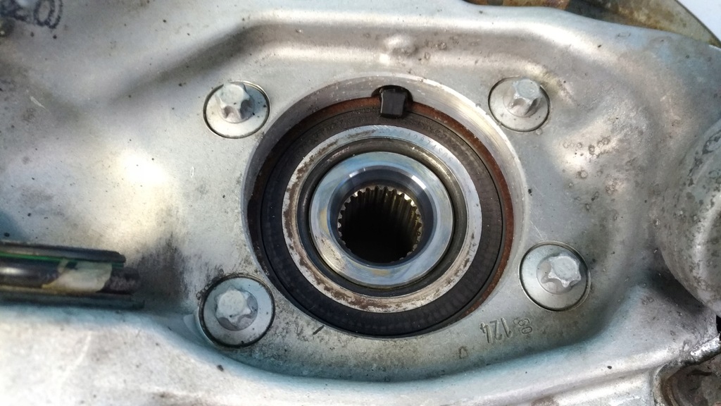 фото №9, W205 c220 комплект поворотный кулак рычаги правый задняя