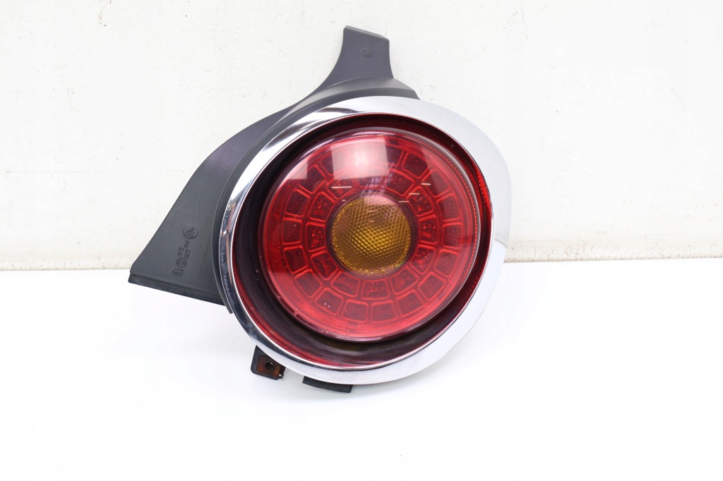 Купити Alfa romeo mito лампа права задній 156085852