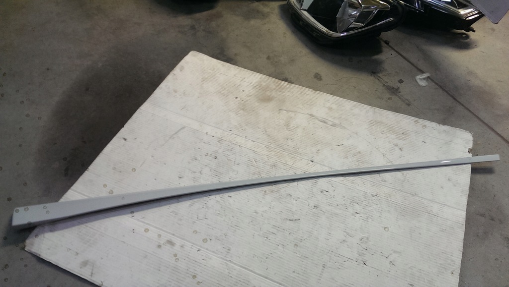 фото №1, Ліва молдинг двері audi r8 coupe/spyder 427853267c