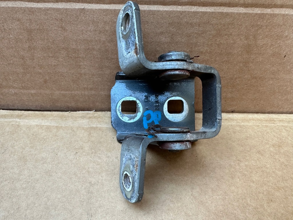 фото №5, Opel meriva b петли дверь правый перед z177 пассажир