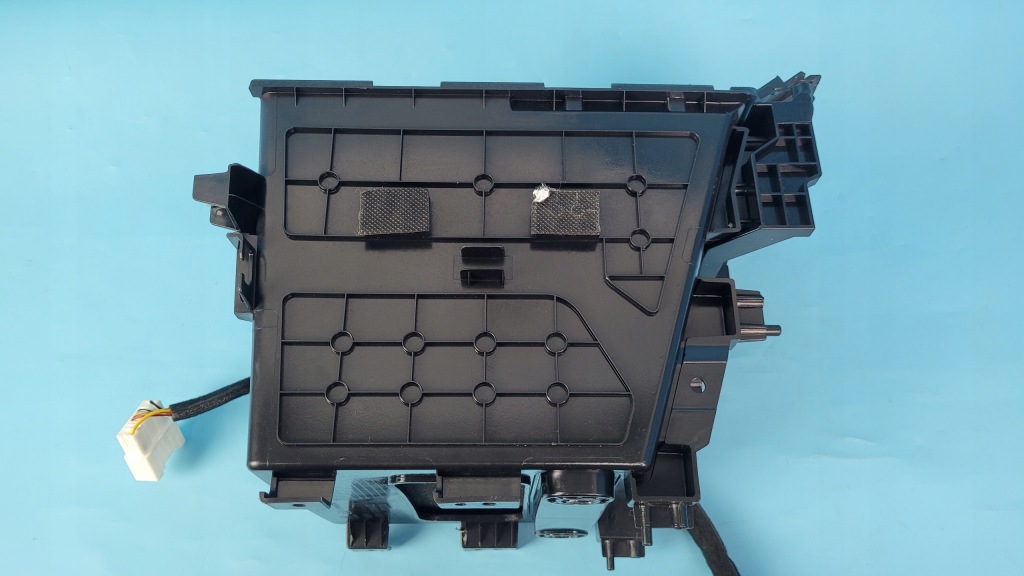 Купить Kia sorento iv 1.6t-gdi 20r бардачок полка туннель среднего 84681-p2000