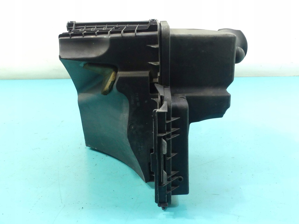 фото №8, Корпус фільтра повітря bmw 7 e65 4.8 v8 n62