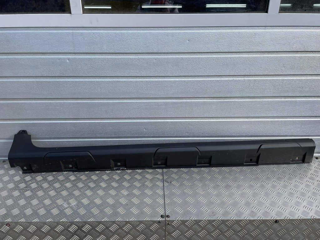 фото №1, Dacia sandero iii stepway молдинг поріг права накладка