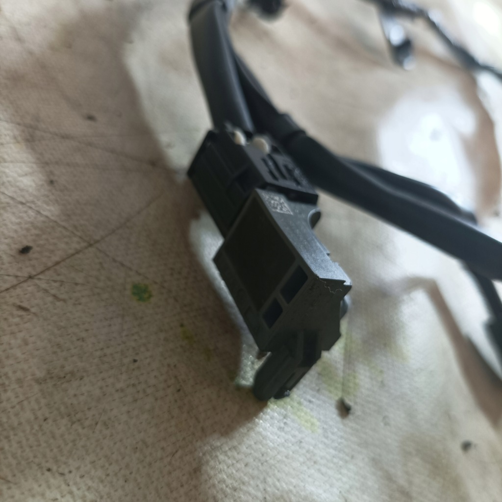 Mazda 3 16- датчик ударный америка g46c-57k1xa Недорого