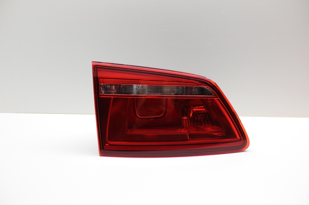 фото №1, Vw golf vii sportsvan лампа задняя левая 2014+