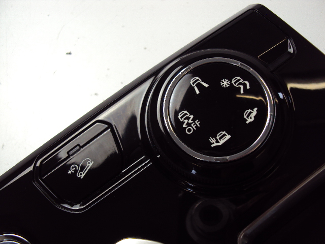 фото №5, Панель керування peugeot 3008 ii 2016-