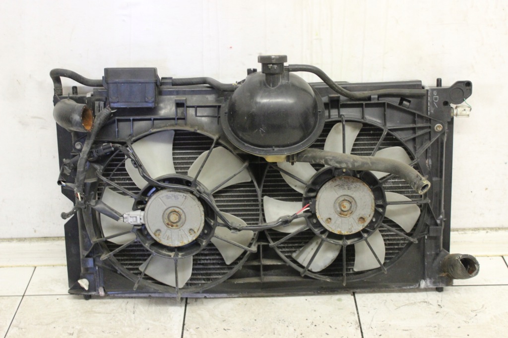 фото №1, Вентилятори toyota corolla verso i 1 2001r- 2.0 d