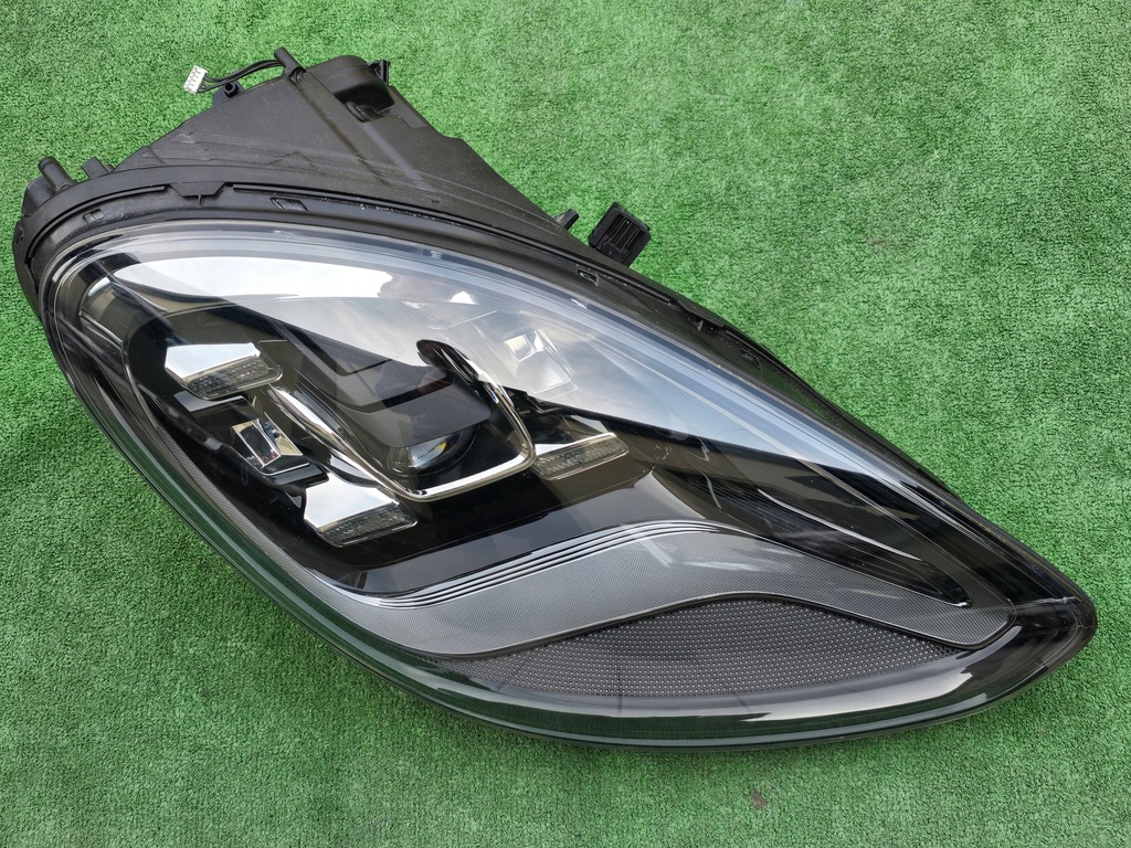 фото №1, Porsche panamera 971 full led лампа передня