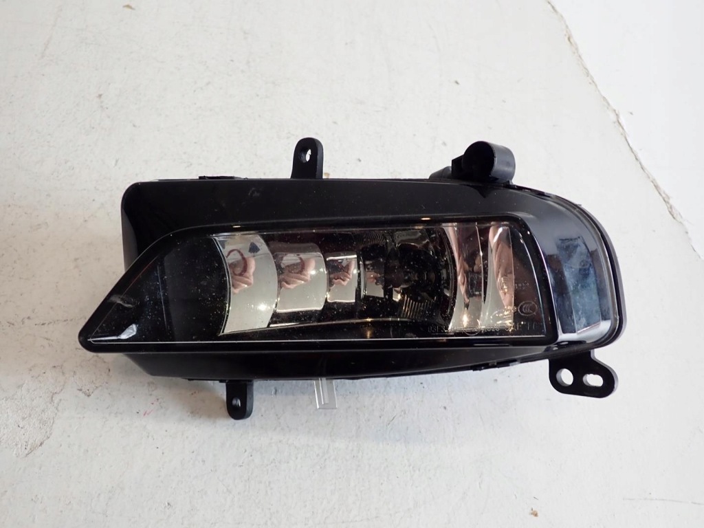 фото №1, Протитуманна фара лівий audi a5 lift s-line 2012- 8t0941699g