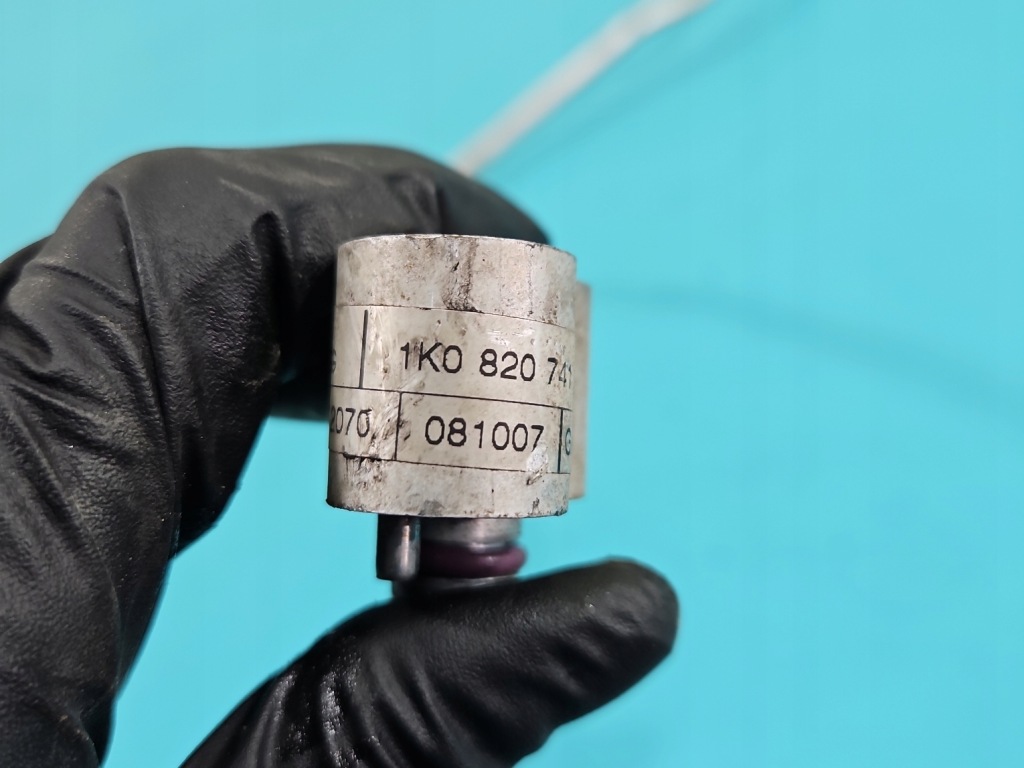 фото №3, Шланг кондиціонера трубка vw golf plus 1k0820741at