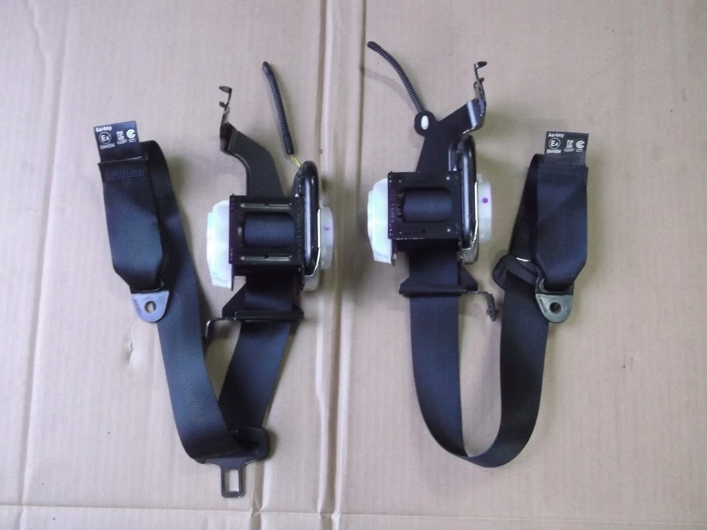 фото №1, Toyota prius iv 2019 pas безпеки задня правий