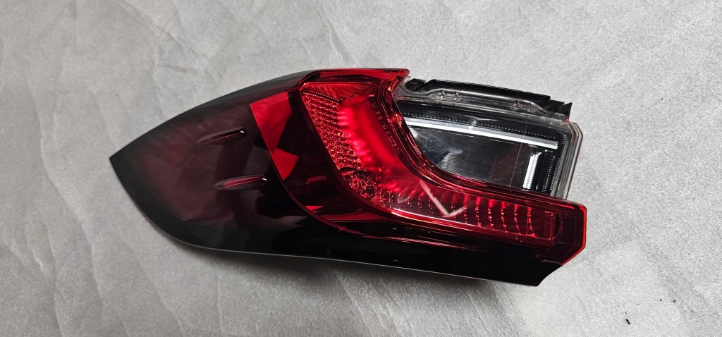 фото №3, Лампа правий r задня toyota corolla e21 led sedan