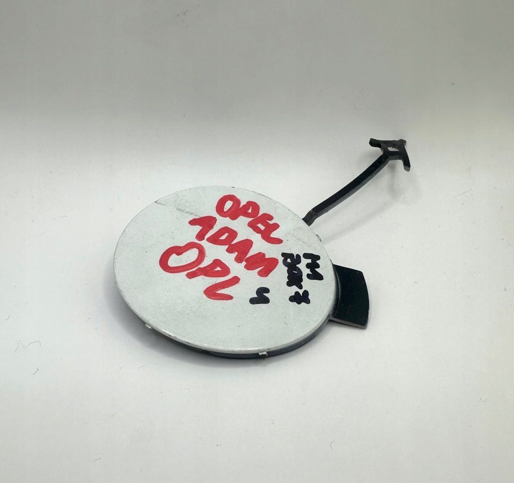 фото №1, Opel adam 12- заглушка фаркоп бампера перед 341601489