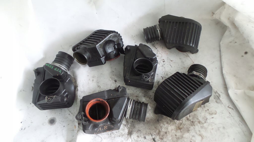 фото №1, Резонатор повітрозабірник w203 w204 1.8 труба a2710900804