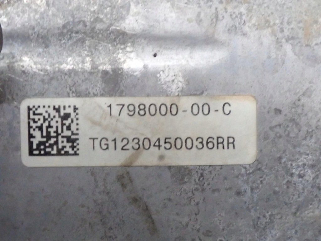 Купить Двигатель привод электрический перед 4x4 awd 3d8 tesla model x 670km рестайлинг  23r fv