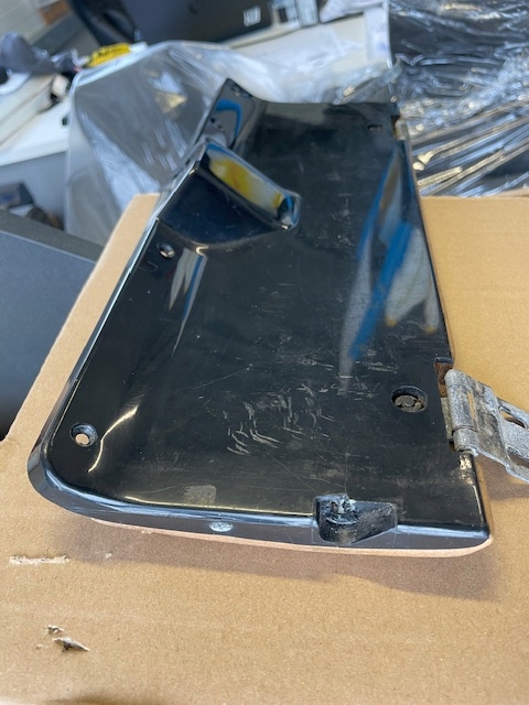 фото №12, Кришка дверцята бардачка панель приладів mercedes 107 ideał