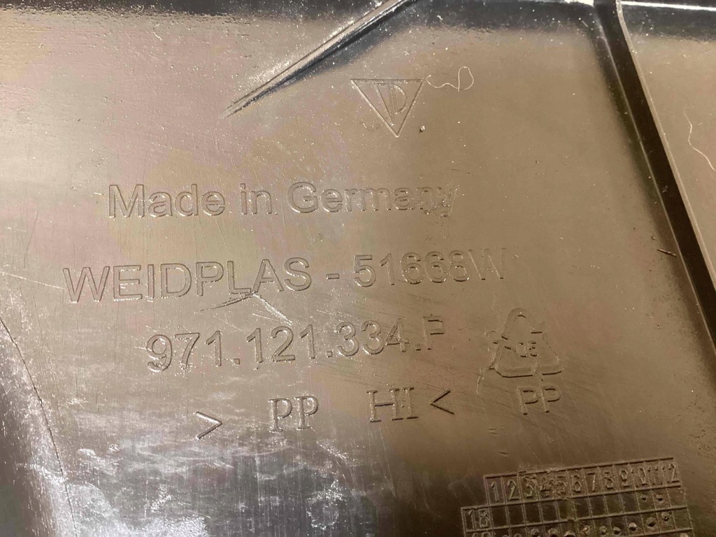 фото №5, Porsche panamera 971 воздуховод воздуха правая 971121334f