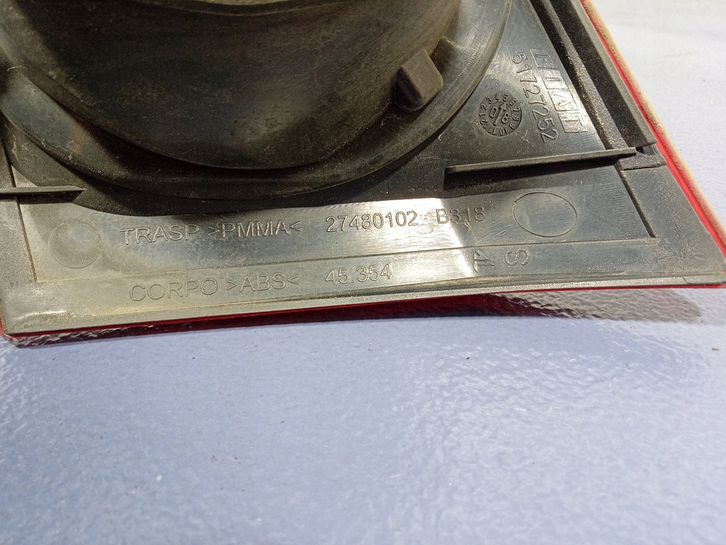 фото №8, Fiat croma ii 05- лампа задняя левая w крышка 51727252