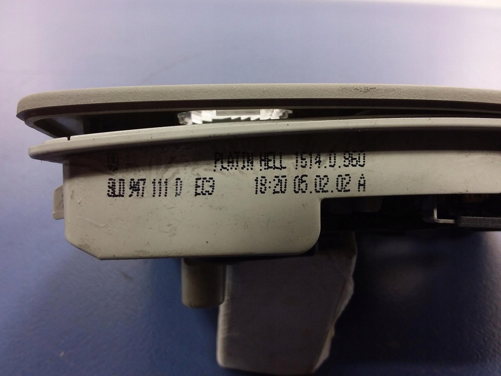 фото №7, Audi a3 8l lift лампа стельовий перед 8l0947111d