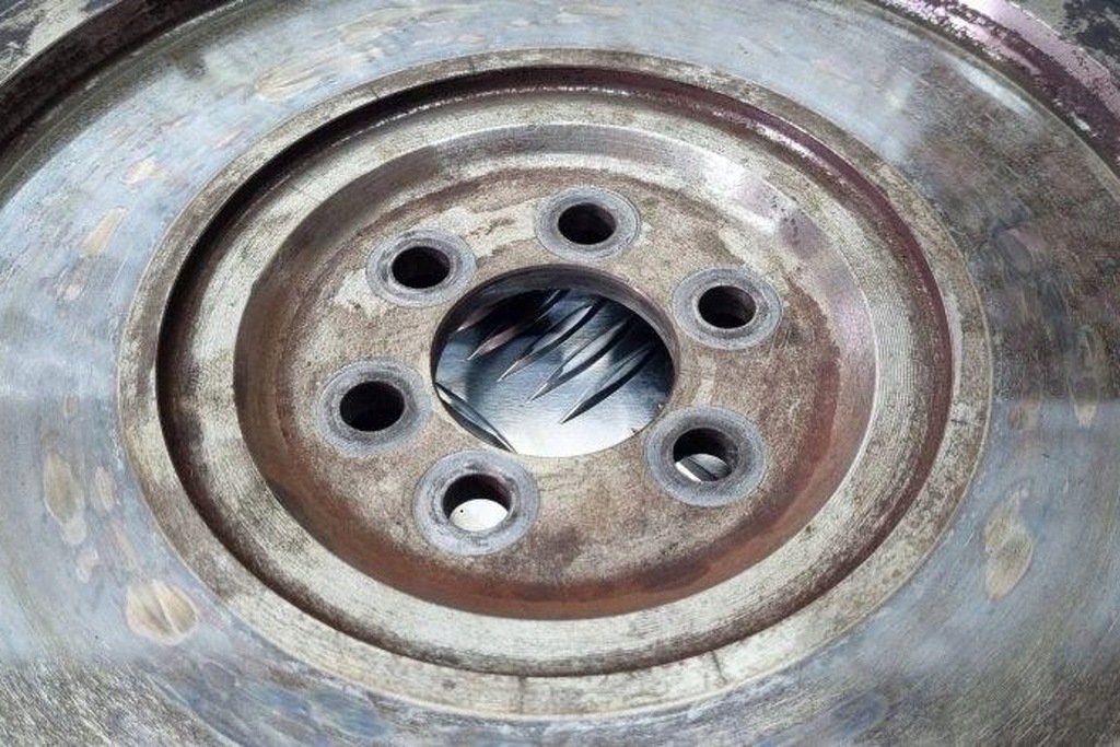 фото №11, Комплект сцепления vw passat b7 alltrack 365 068105271f 1.9l дизель 1995