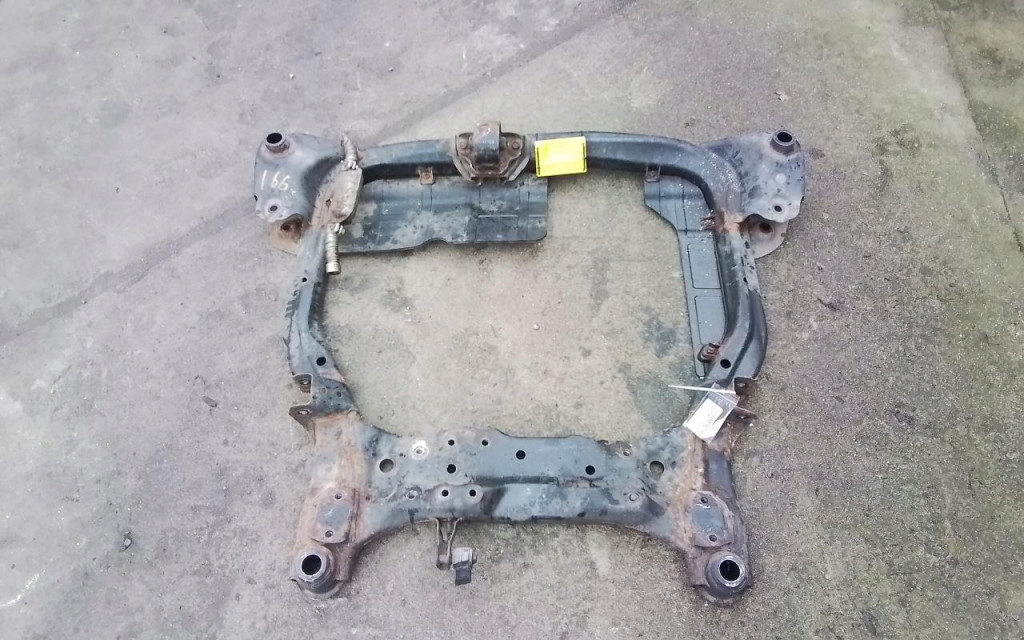 фото №1, Hyundai i30 i підрамник перед підрамник