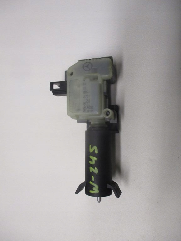 фото №1, Привод крышка заливной топлива mercedes w245