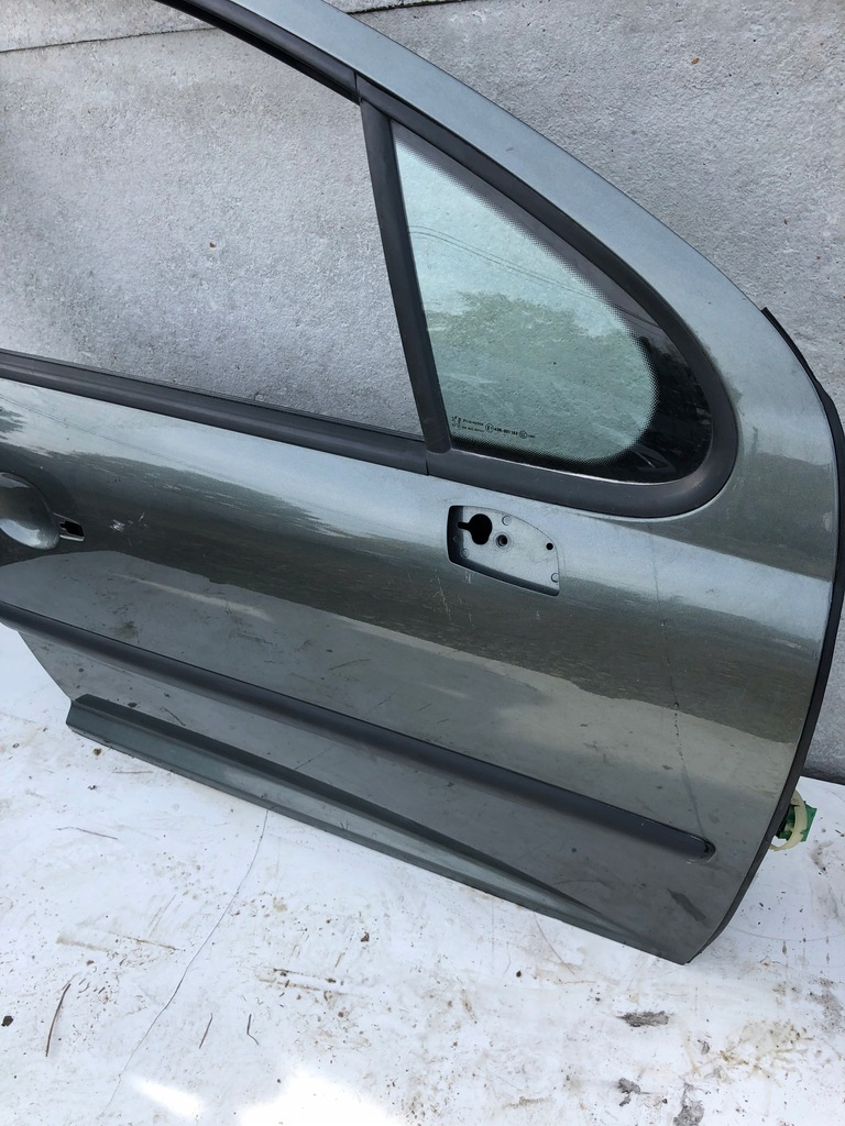 фото №4, Двері перед передні праве peugeot 207 5d