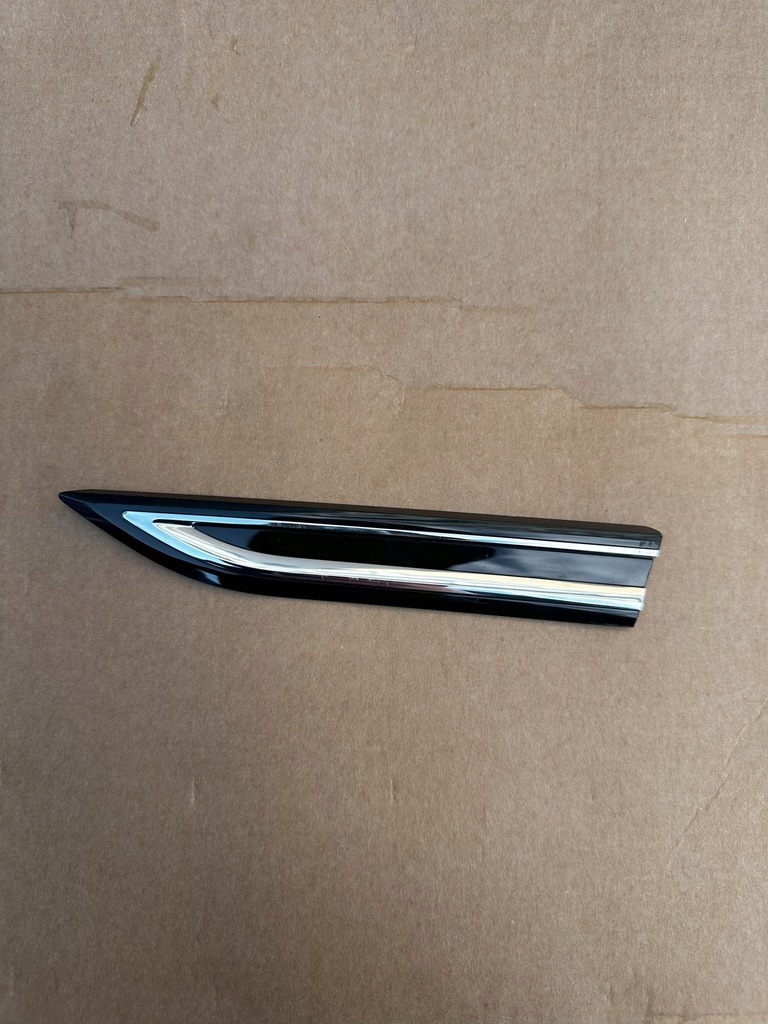 фото №1, Vw arteon молдинг крыла левая перед оригинал