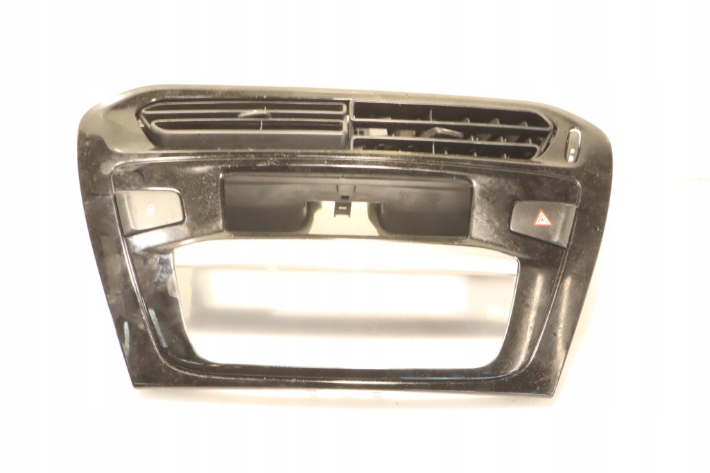 Купить Решётка обдув средняя peugeot 301