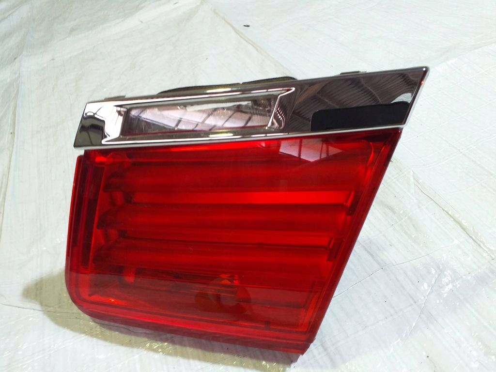 фото №1, Bmw 7 f01 лампа права задня задня w кришка europa