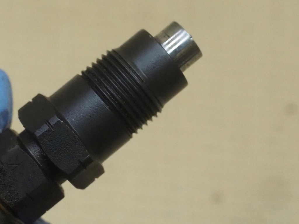 фото №10, Hyundai h1 2.5 td d4bf форсунка