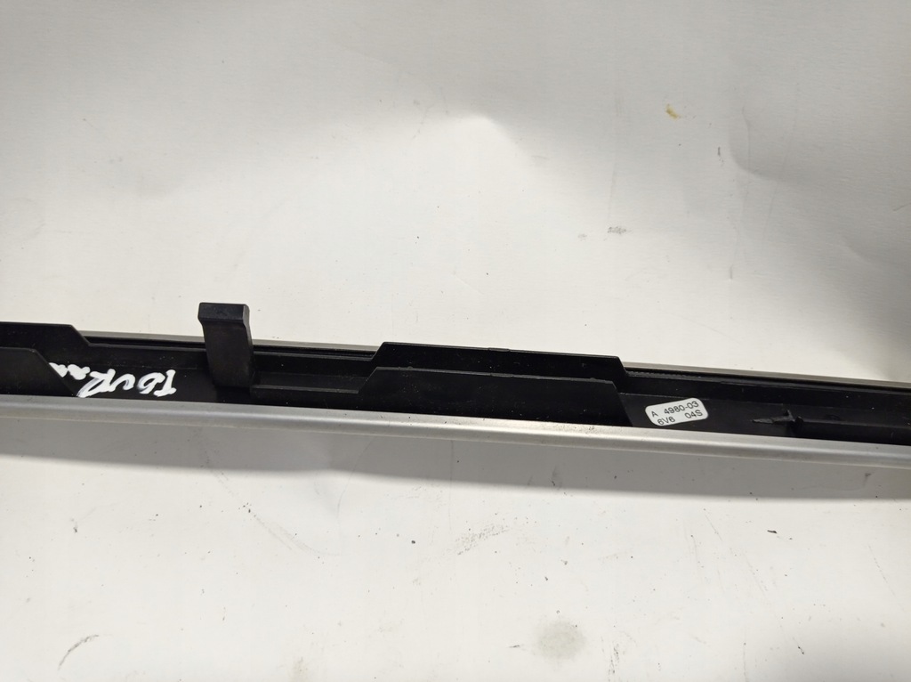 фото №7, Молдинг dekor vw touran 1t1858415a