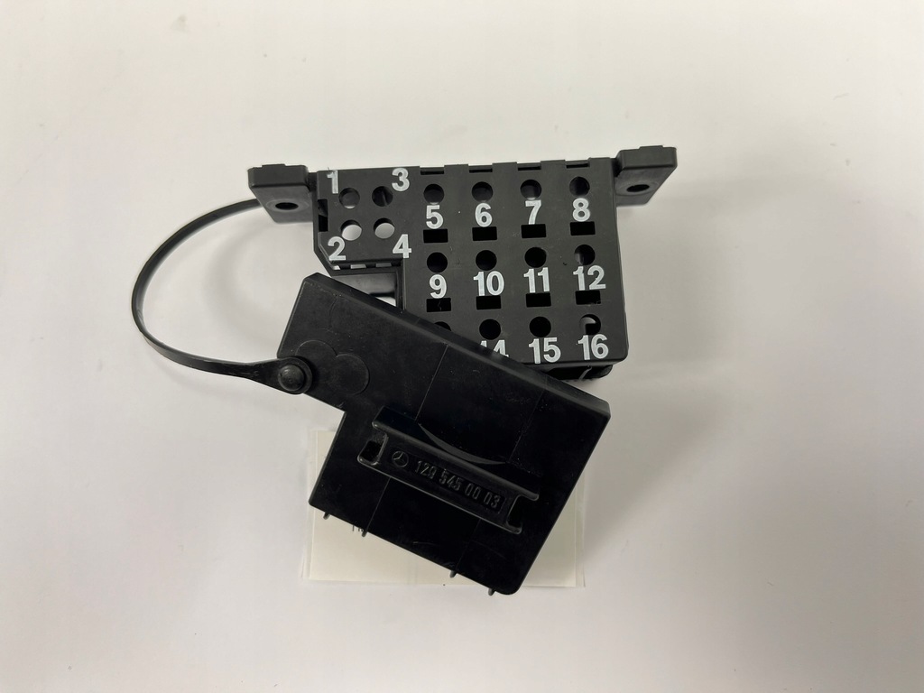 фото №7, Соединитель port диагностический mercedes w124 1295455540 1295450003