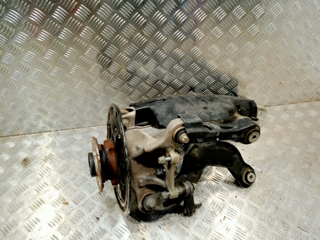 фото №7, Mercedes a w177 2019r 1.3 cgi поворотный кулак ступица рычаг левый задняя 2470300 org