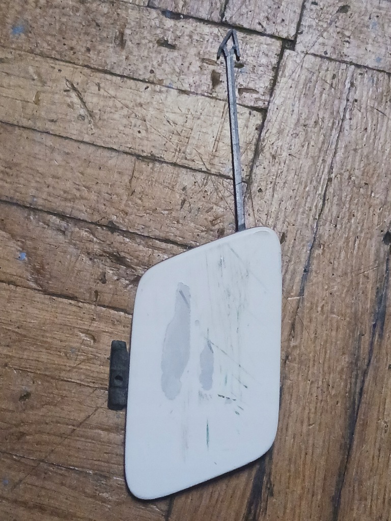 фото №1, Audi оригінальний номер 8w0807241 заглушка бампера