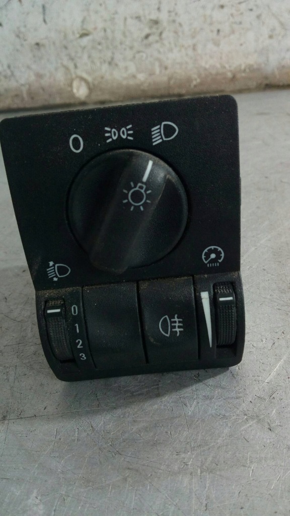 Купити Вимикач світла suzuki ignis ii 09180775