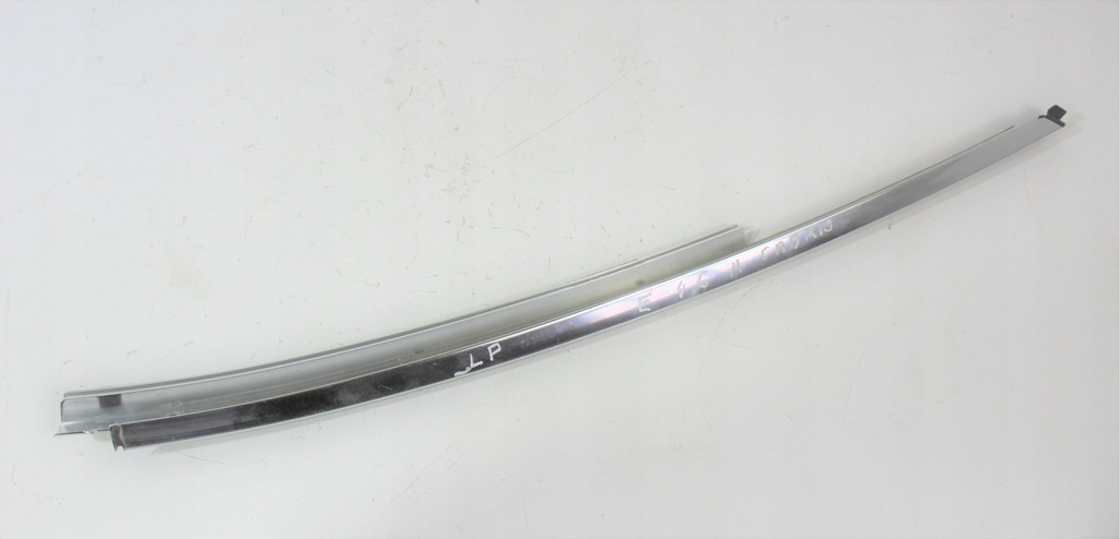 фото №1, Молдинг стекло левый перед bmw e46 cabrio хром