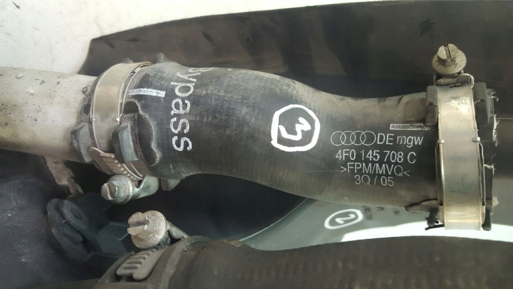 Интеркулер правый audi a6 c6 2,7 tdi Недорого