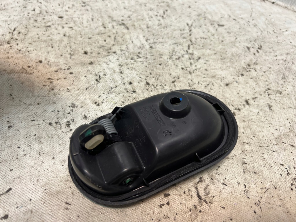 фото №2, Dacia dokker ручка внутрішня правий перед хром