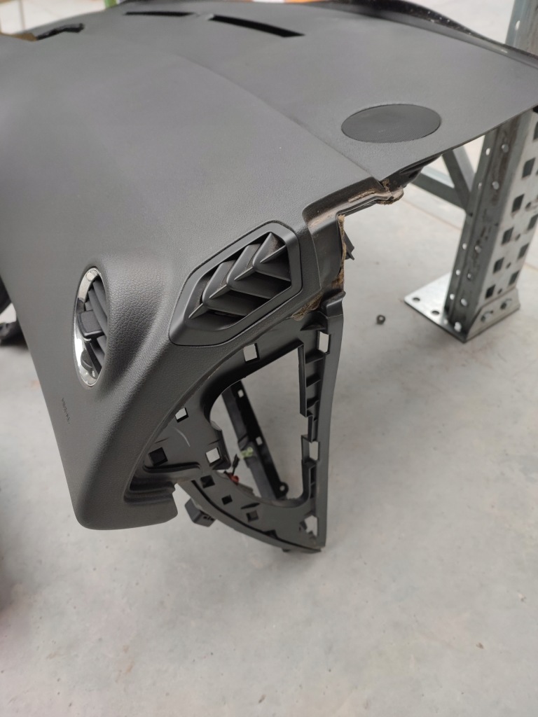 фото №7, Панель приладів консоль подушка безпеки ремені натягувачі peugeot 5008 i проекційний дисплей head up