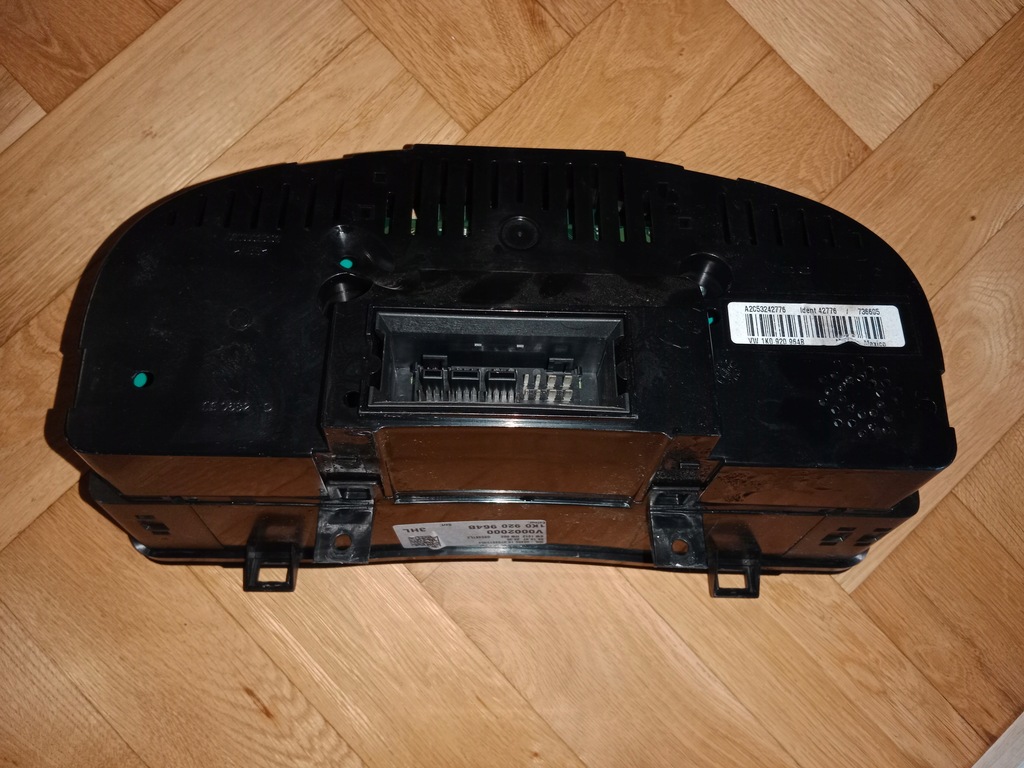 фото №4, Лічильник прилади vw jetta tdi 2.0 16v 1k0920964b