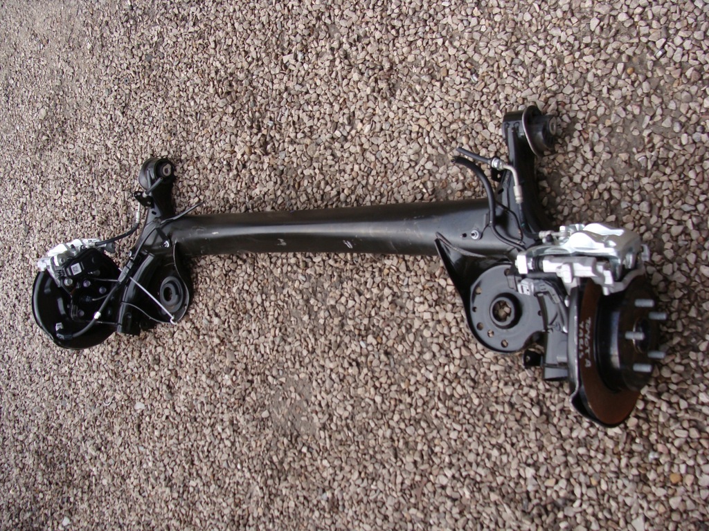 фото №1, Балка oś задняя toyota yaris iv диск !!!