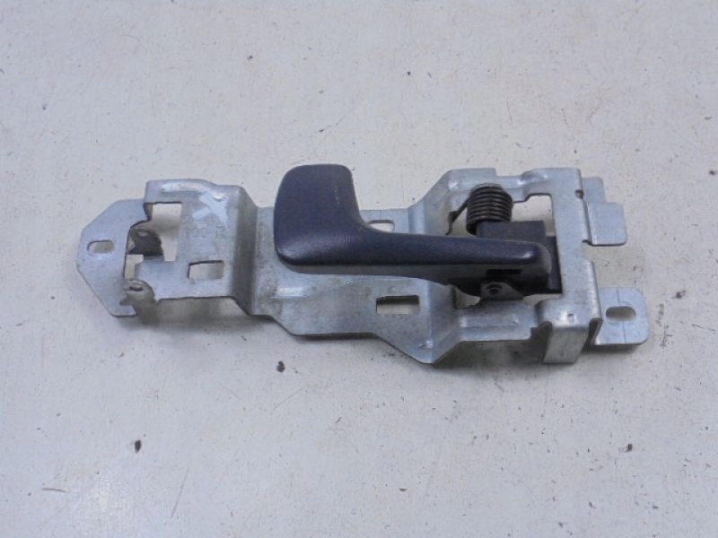 фото №1, Honda hr-v i ручка внутренняя правая перед 3d